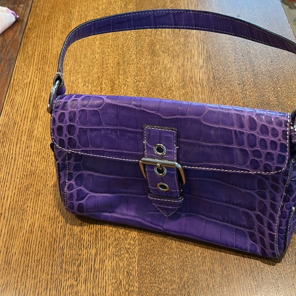 Dooney and Bourke Purple leather  Crocodile-Embossed Women's Bag - Picture 10 of 10